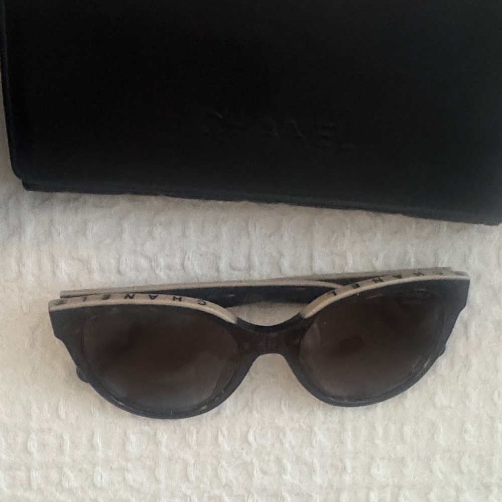 CHANEL Black and Cream Sunglasses